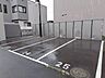 駐車場：《駐車場》