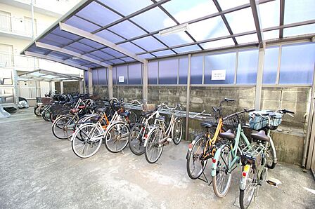 ■自転車置場も綺麗に整頓されています♪