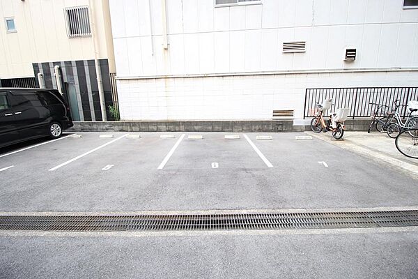 駐車場を拡大表示