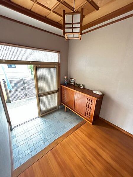 玄関
