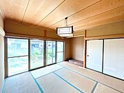 【7/12まで期間限定現況販売中】これからお荷物撤去を行います。1階西側和室の写真です。