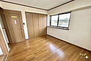 東側洋室約6帖［2026年5月9日撮影］