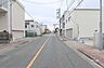 外観：物件の東側前面道路（北側から）［2026年4月29日撮影］
