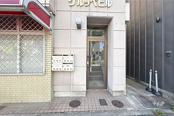 物件の玄関［2...