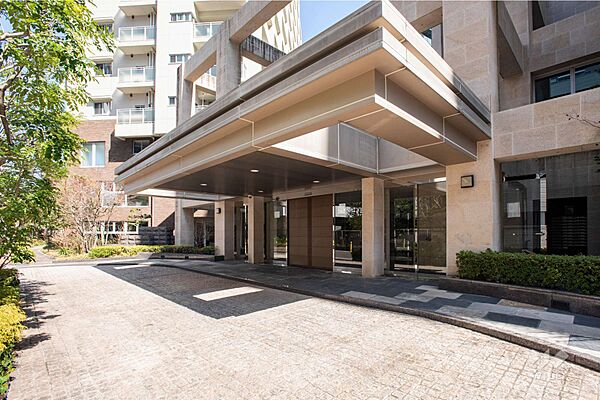 エントランスを拡大表示