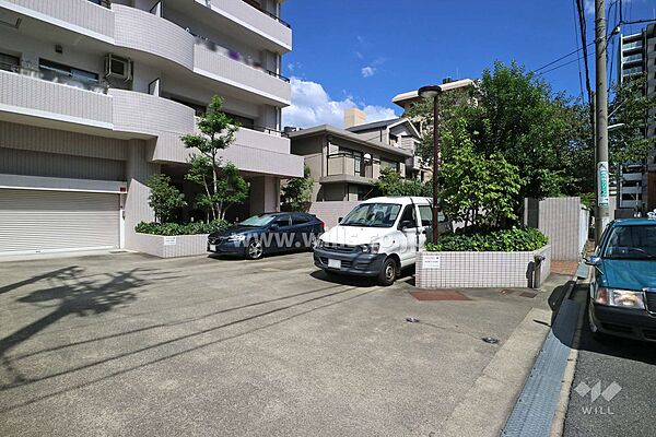 駐車場を拡大表示