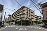 外観：ライオンズマンション岩塚B棟の外観（南東側から）敷地の南東側にある棟です。