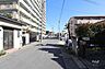 その他：敷地南東側の前面道路