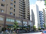 マルエツ西日暮里店 720m