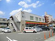 デイリーヤマザキ 190m