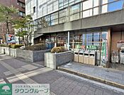 セブンイレブン駿河台三楽病院店 徒歩3分。 220m