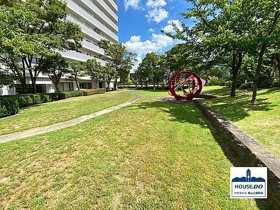 敷地内に公園ス...