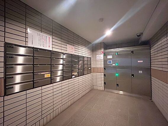 マンション内に...