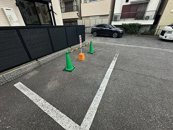 画像20:駐車場