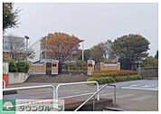 私立芝浦工業大学大宮キャンパス 徒歩22分。 1720m