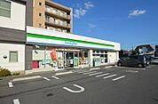 ファミリーマート日進駅北口店 451m