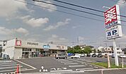 ウエルシアさいたま原山店 433m