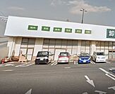ジャパンミート卸売市場さいたま北店 875m