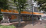 アコレ与野鈴谷店 徒歩29分。スーパー 2250m
