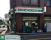 ローソンストア100浦和高砂店 徒歩7分。 510m