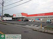 ドラッグストアセキ 吉野町店 徒歩3分。 200m