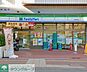 周辺：ファミリーマート上尾仲町店 徒歩8分。 580m