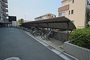 屋根付き駐輪場