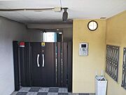 オートロックゲート付き。