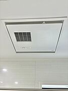 浴室乾燥機標準装備。