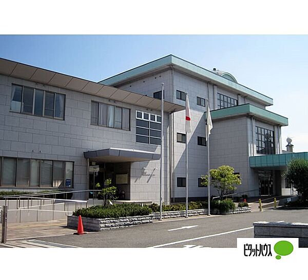 画像25:役所「和歌山市中央サービスセンターまで1994m」