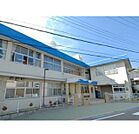 幼稚園、保育園「いさお幼稚園まで615m」