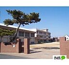 小学校「和歌山市立砂山小学校まで687m」