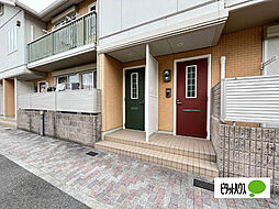8 / 9