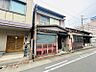 外観：JRゲートタワーやイオンモールが徒歩2km内にありいつでもお買い物に行きやすい環境です♪