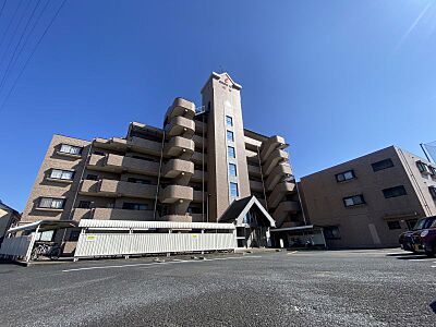 外観:閑静な住宅街の立地!ペット(細則有り)と一緒に生活できる物件です♪ 外観:閑静な住宅街の立地!ペット(細則有り)と一緒に生活できる物件です♪