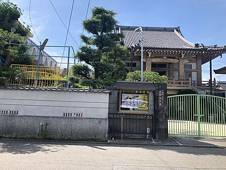 徳風幼児園まで476ｍ　徒歩約6分●仏教の基本「生命尊重（せいめいそんちょう）＝全てのいのちを大切に」を宗とした、一人ひとりを大切にする保育をおこなうことを、保育方針とする。