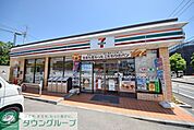セブンイレブン狛江猪方3丁目店 徒歩5分。コンビニ 360m