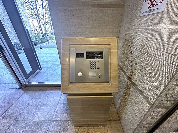 オートロックあ...