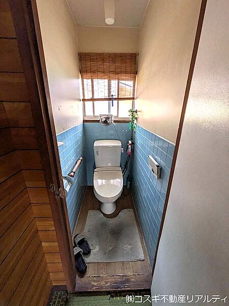 トイレを拡大表示