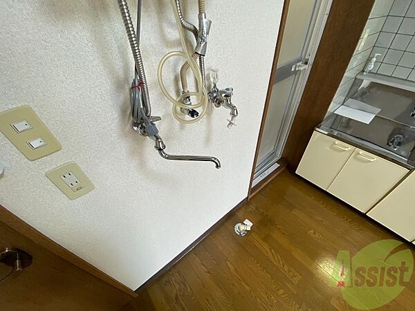 画像25:洗濯機置場は室内にあるのでもちろんいつでも洗濯できます。