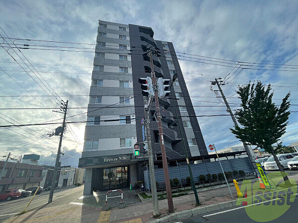 北海道札幌市東区北三十六条東7丁目(賃貸マンション2LDK・9階・61.80㎡)の写真 その1