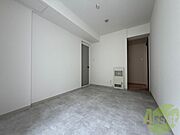 寝室です。部屋をどう使うかはあなた次第です！