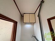 収納もバッチリあるのでお部屋が片付きますよ！