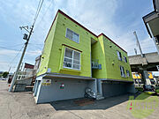 札幌市北区新川1条「サンタペルシェ2」