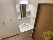 シャンプードレッサー。身支度はここでばっちりですね。