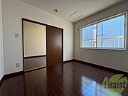 寝室です。部屋をどう使うかはあなた次第です！
