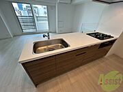 3口システムキッチンですのですぐにお料理に使えます！
