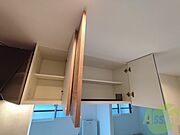 キッチン上の収納もたっぷり入るので、すっきり片付きます。