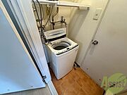 もちろん洗濯機置場は室内にあるので、いつでも洗濯できますよ～