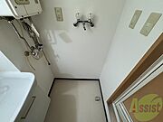 もちろん洗濯機置場は室内にあるので、いつでも洗濯できますよ～